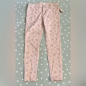 NWT Taylor and Sage Junior’s Pink Floral Denim Skinny Jeans, 11